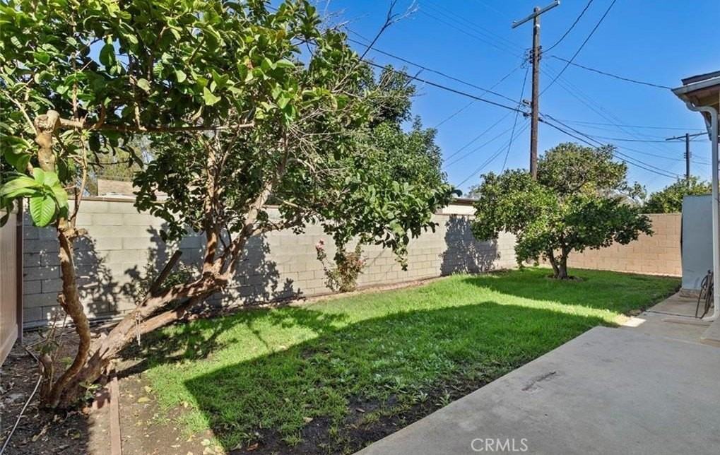 12111 Hammack St - Photo 5 of 28