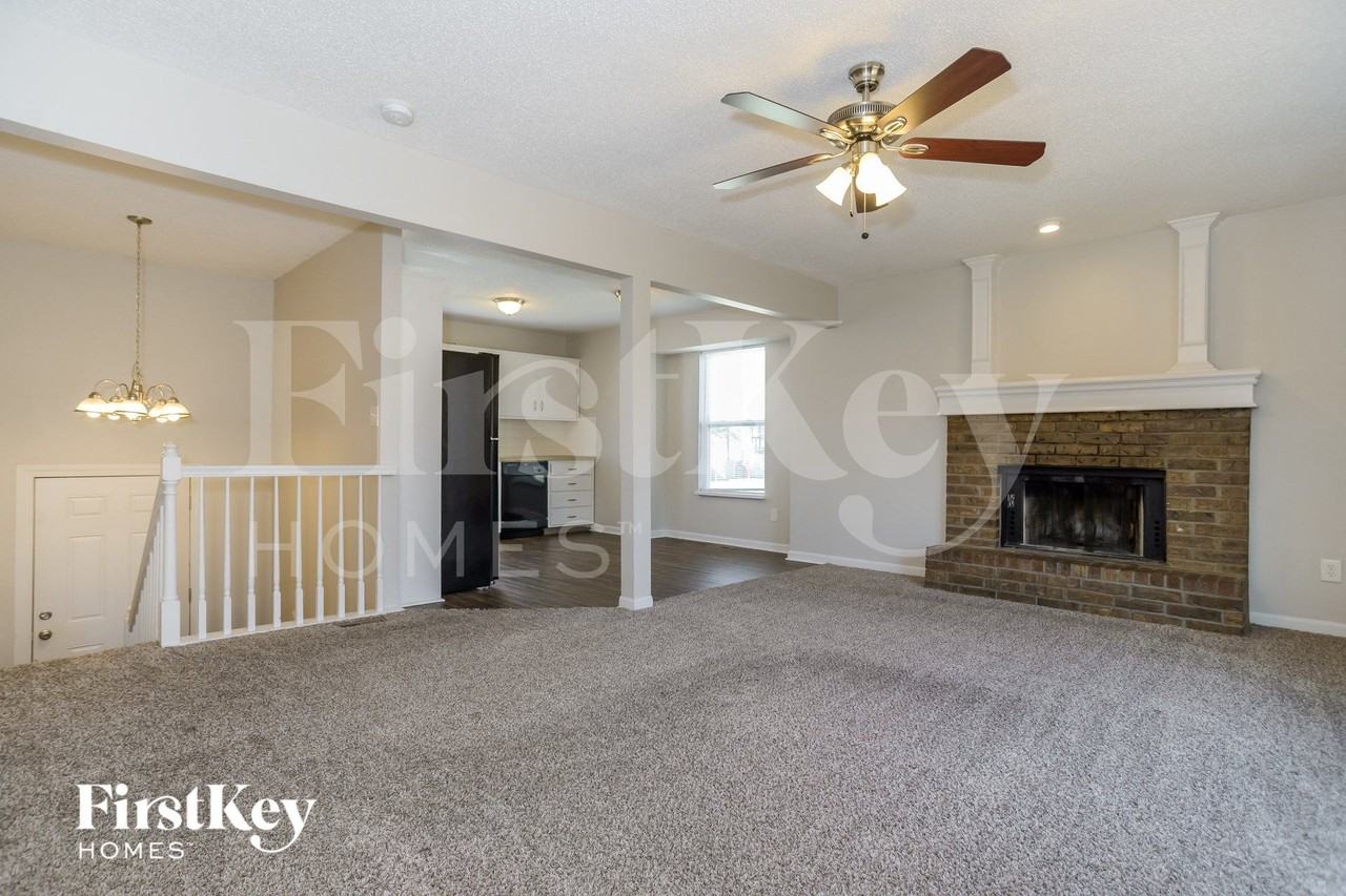 18931 S Ash St - Photo 4 of 15