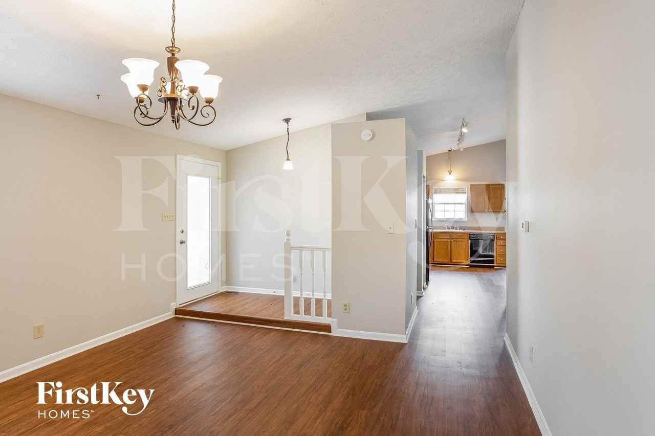 18608 Northridge Dr - Photo 3 of 14