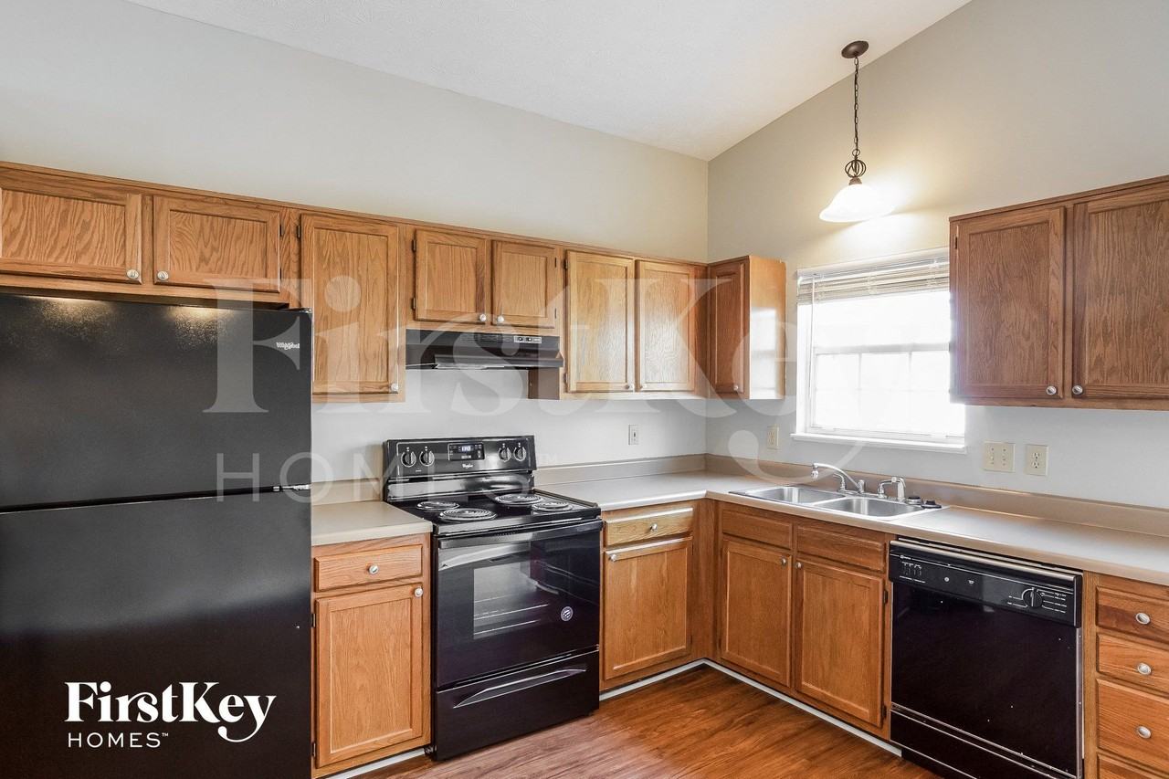 18608 Northridge Dr - Photo 4 of 14