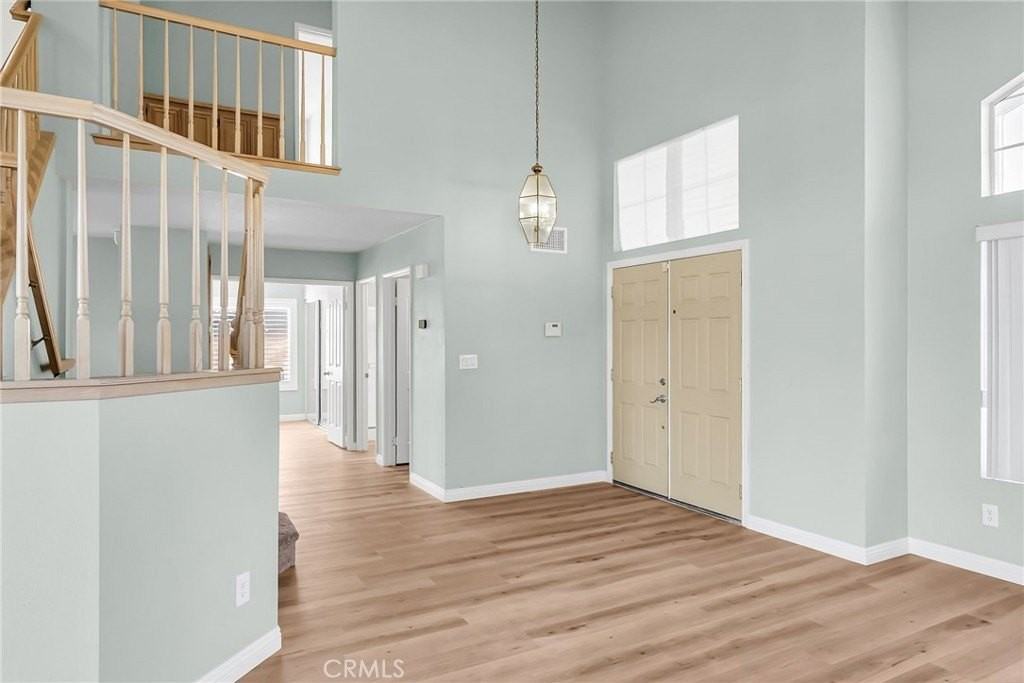 1011 Cannon Rd - Photo 2 of 46