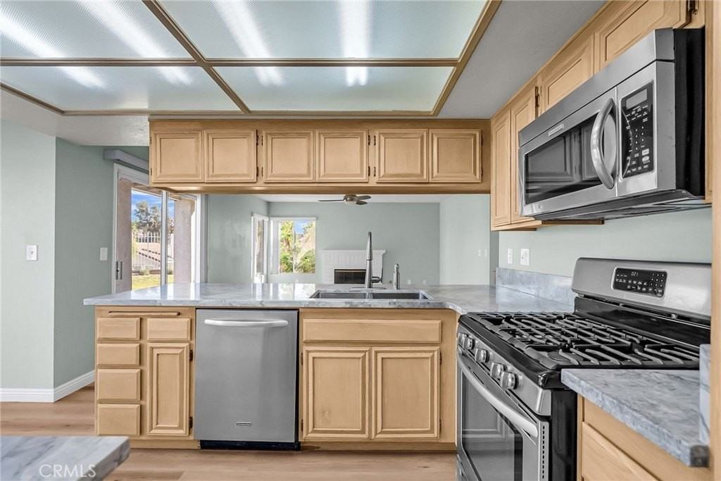 1011 Cannon Rd - Photo 6 of 46