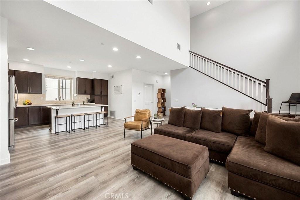 6 Alzada St - Photo 6 of 32