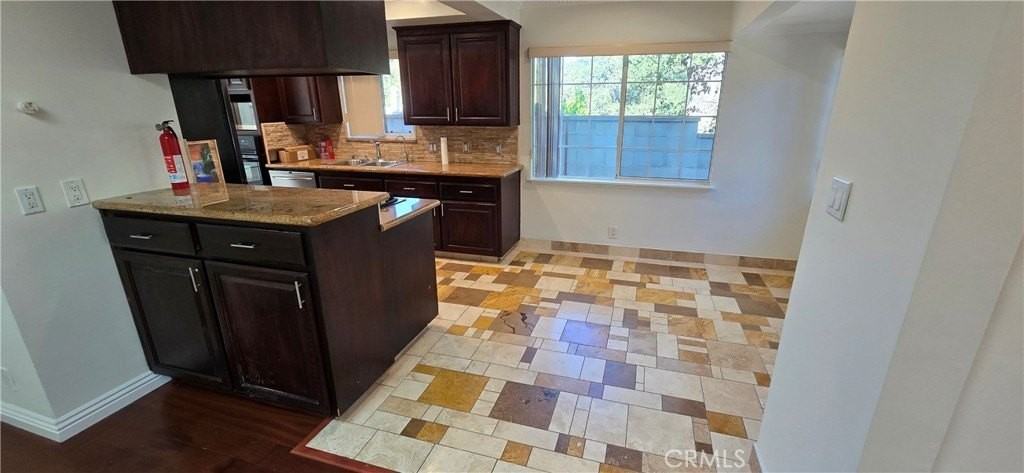 9741 Haines Canyon Ave - Photo 5 of 13