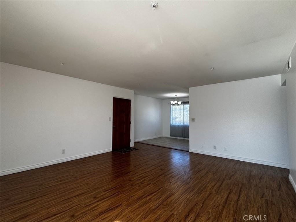 77 N Holliston Ave - Photo 3 of 15