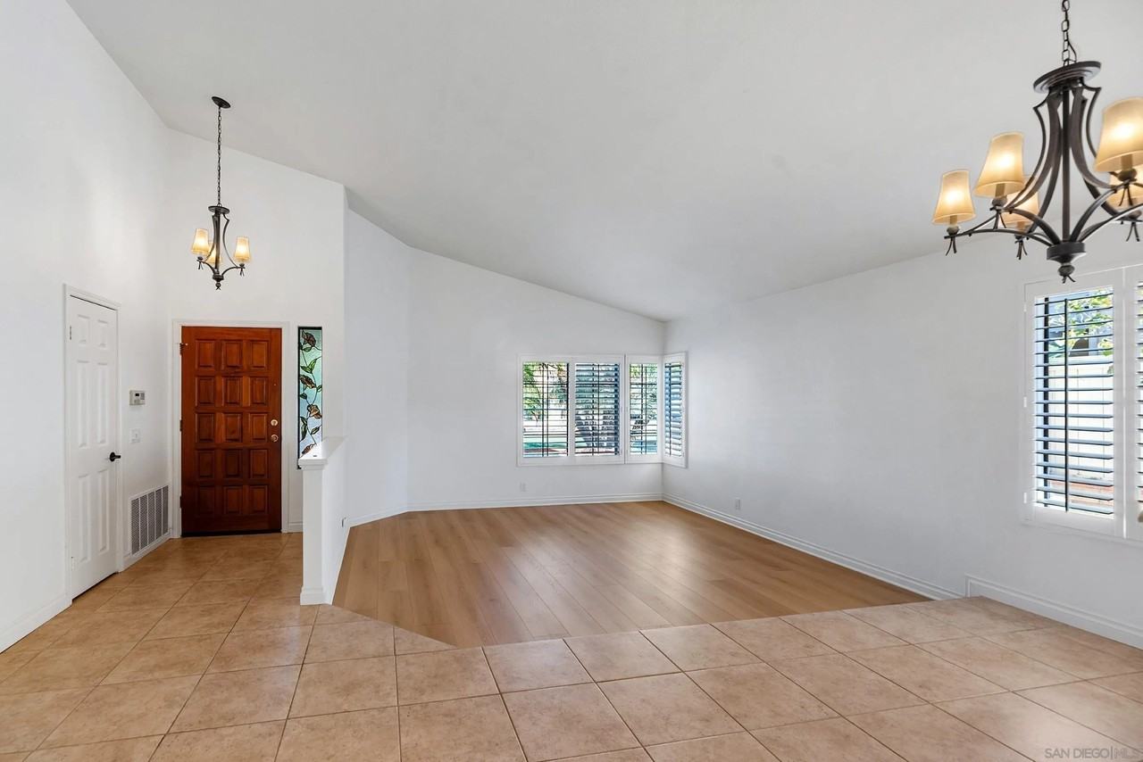 11411 Box Elder Pl - Photo 7 of 42