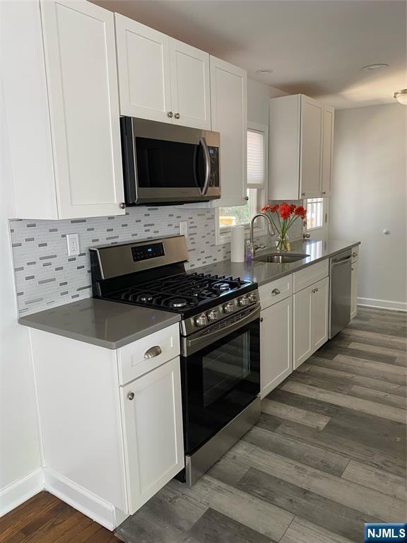 229 Livingston Ave - Photo 5 of 14