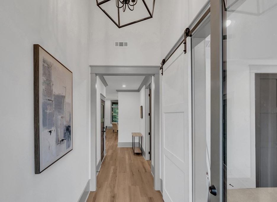 54 Villa Rd - Photo 2 of 25