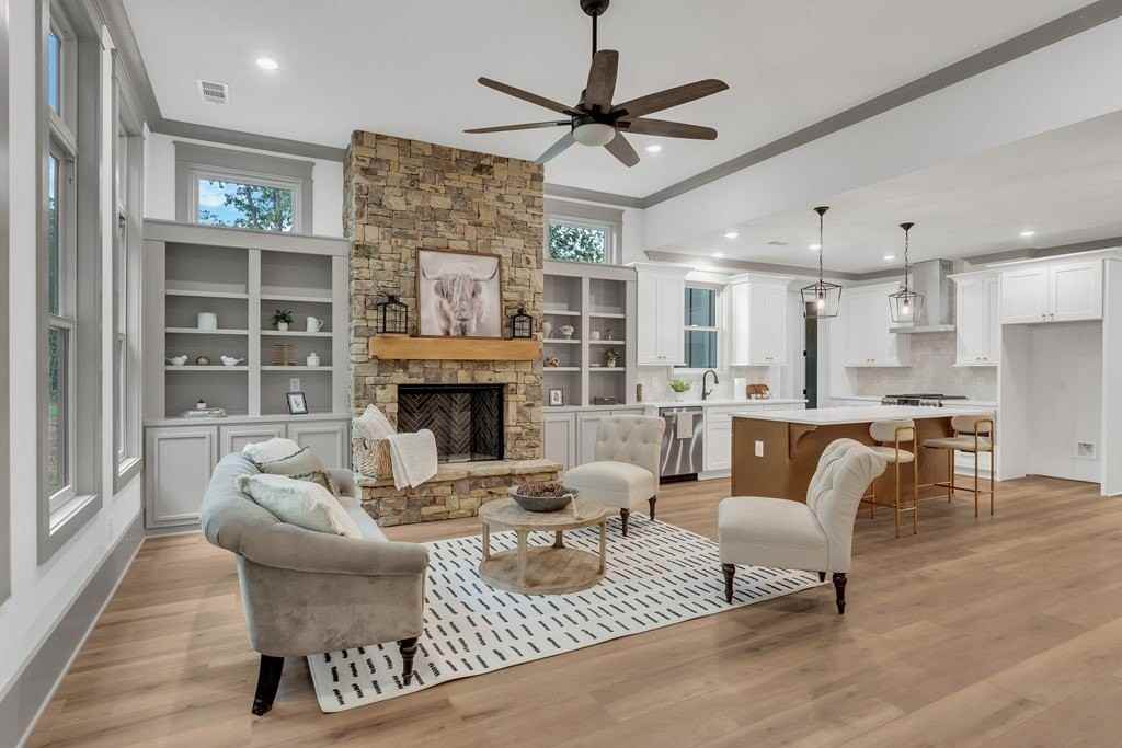 54 Villa Rd - Photo 4 of 25