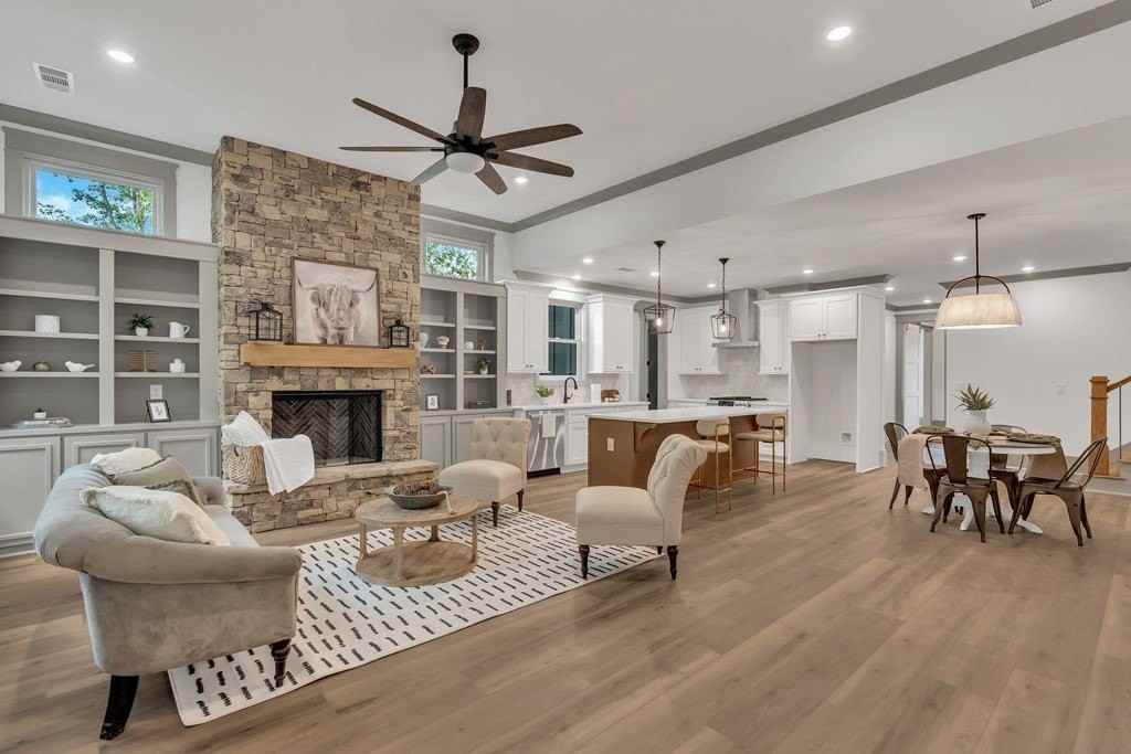 54 Villa Rd - Photo 6 of 25