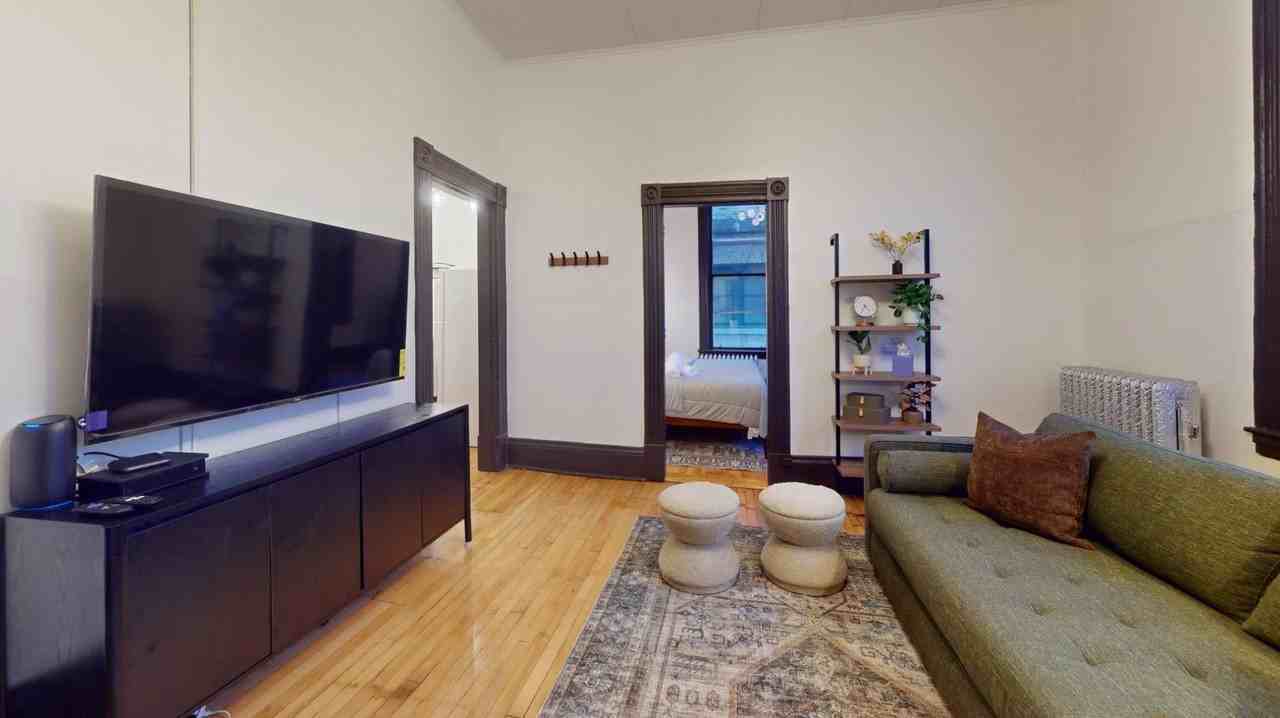 101 Main st Common #20 - Photo 2 of 9