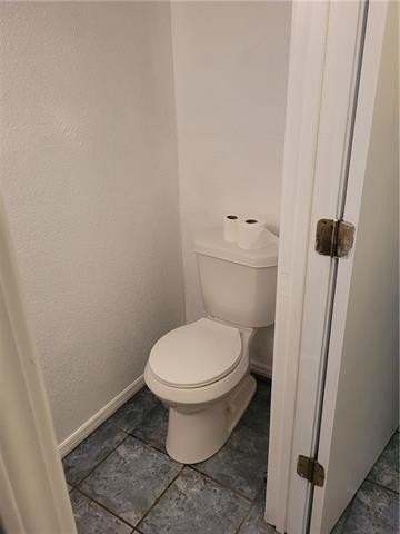 312 W Esplanade Ave - Photo 5 of 18