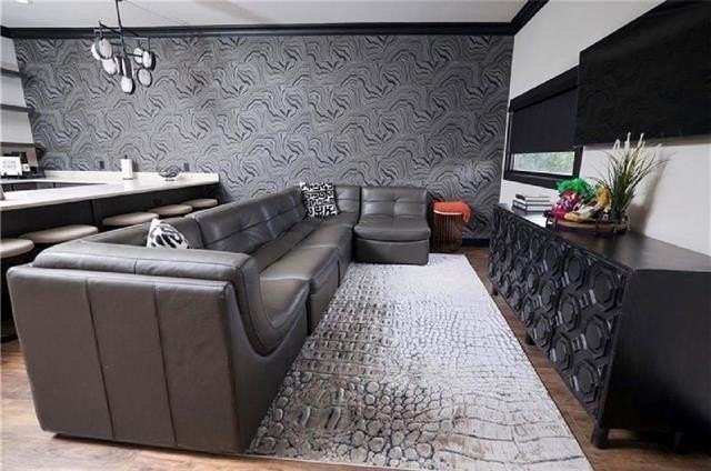 3725 Macarthur Blvd #2A - Photo 3 of 23