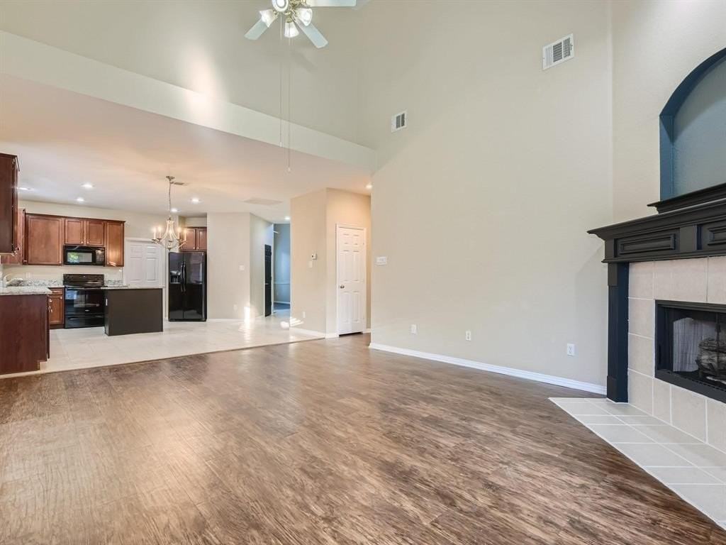 5301 Lily Dr - Photo 7 of 28