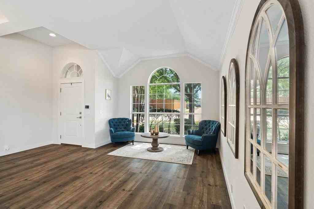 7301 Beckington Dr - Photo 3 of 30