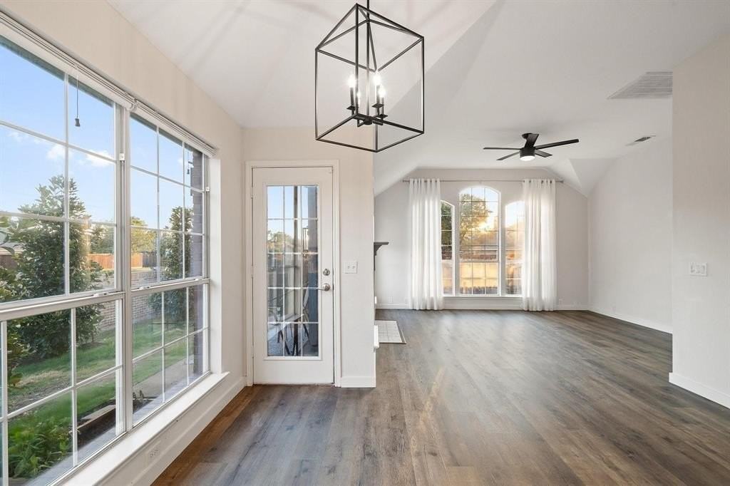 7301 Beckington Dr - Photo 5 of 30