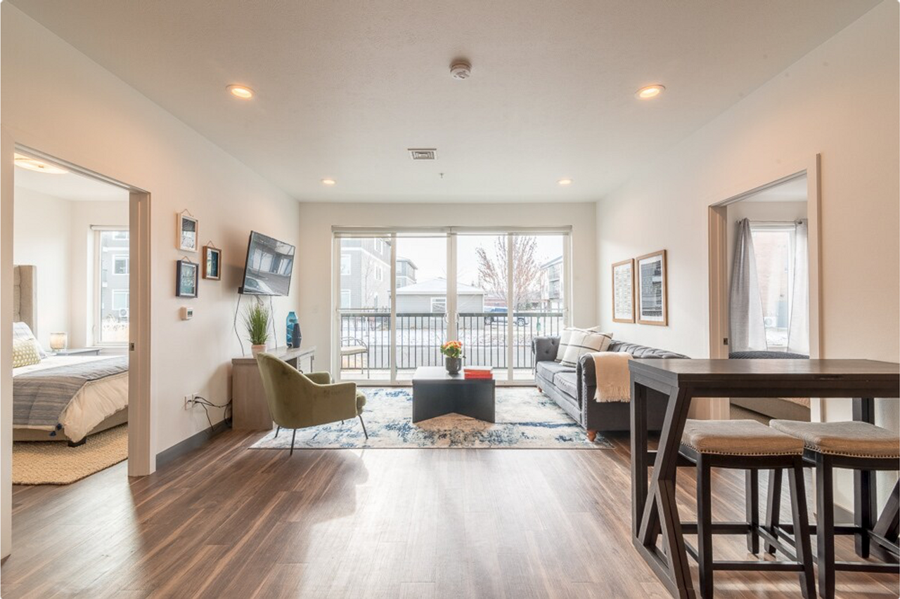 1310 W College Ave - Photo 6 of 24