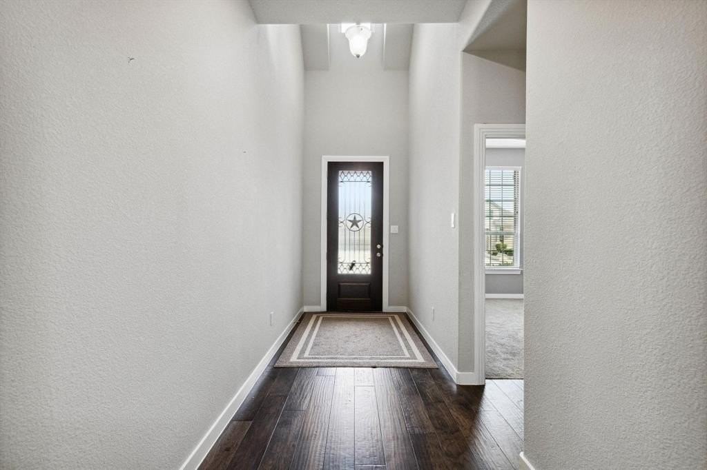 1305 E Swan Trl - Photo 4 of 27