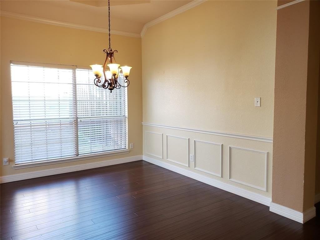 10712 Red Cedar Dr - Photo 3 of 17