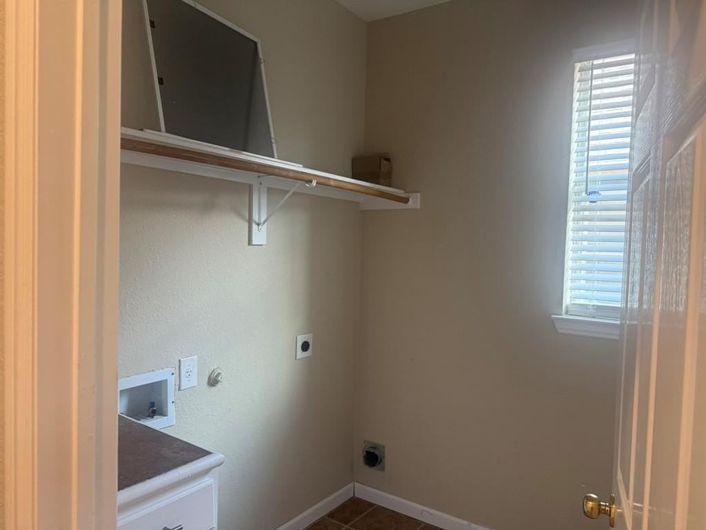 2844 Cascade Cove Dr - Photo 7 of 34