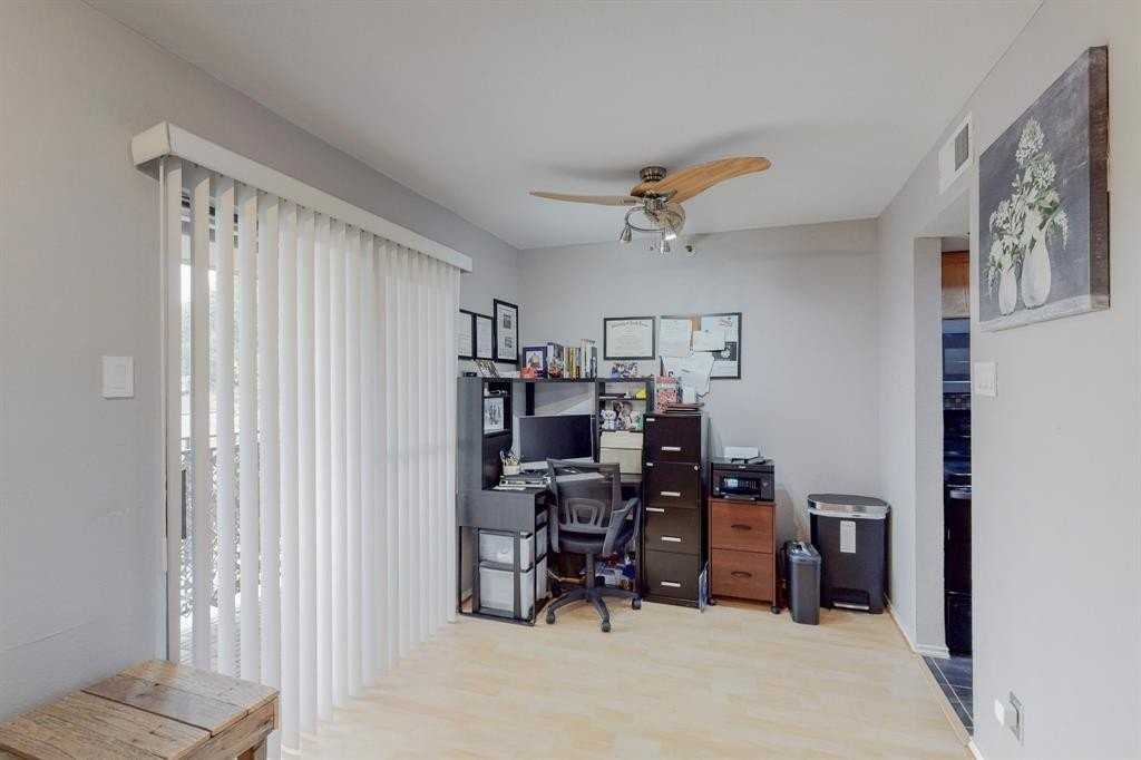 5916 Gaston Ave #304 - Photo 4 of 23