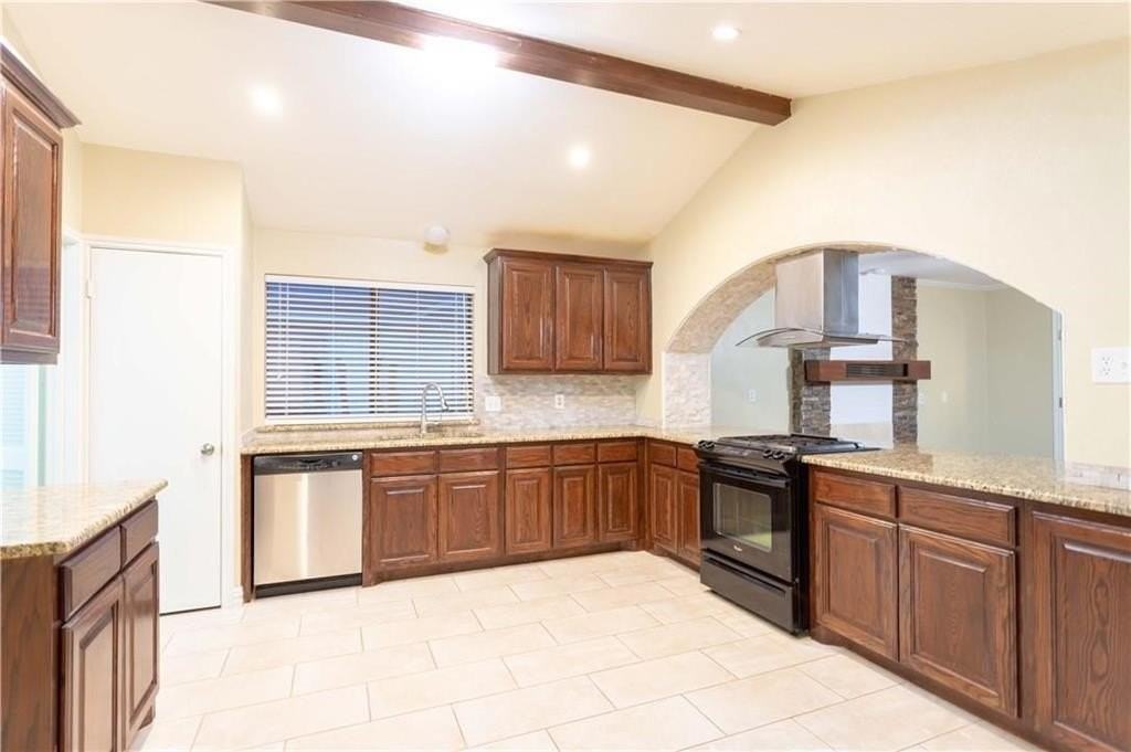 310 Overland Dr - Photo 5 of 24