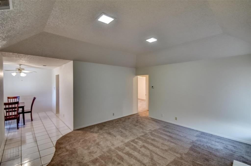 4523 Tall Meadow Ln - Photo 6 of 17