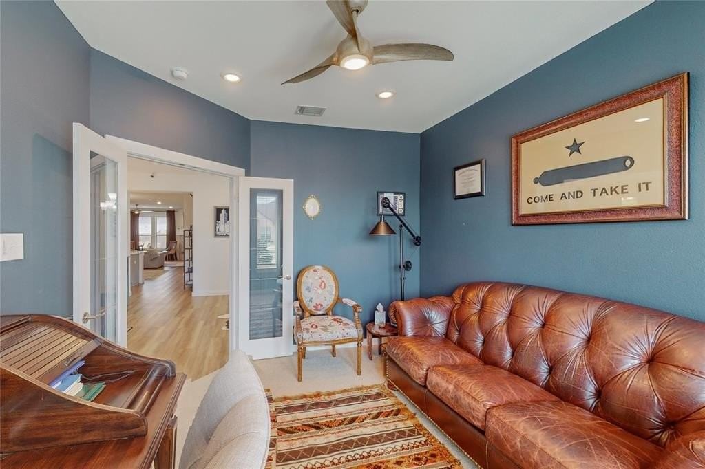 12116 Howell Ct - Photo 5 of 39