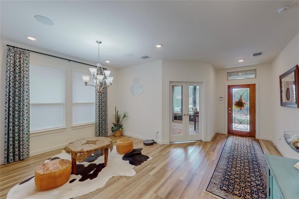 12116 Howell Ct - Photo 7 of 39