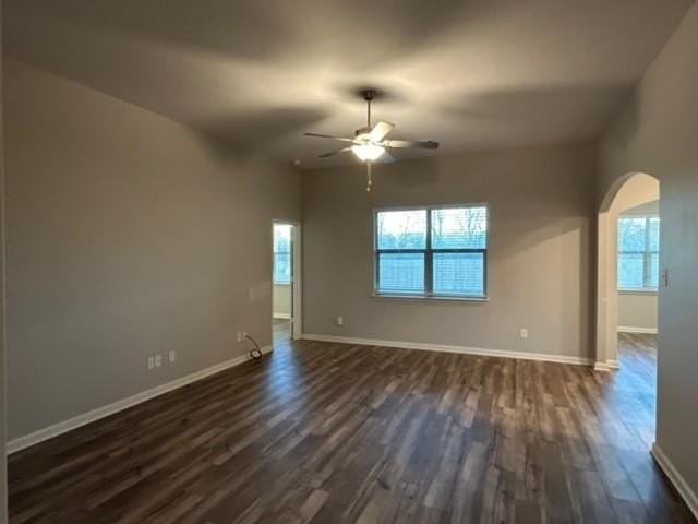 1117 Wheatfield Ln - Photo 3 of 25