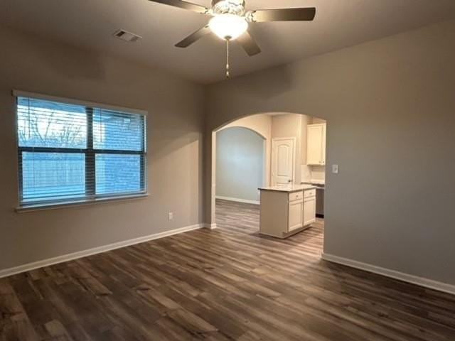 1117 Wheatfield Ln - Photo 4 of 25