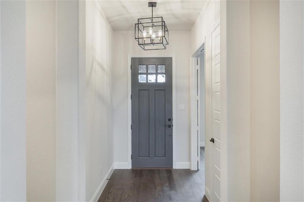 11608 Cedar Grv - Photo 4 of 28