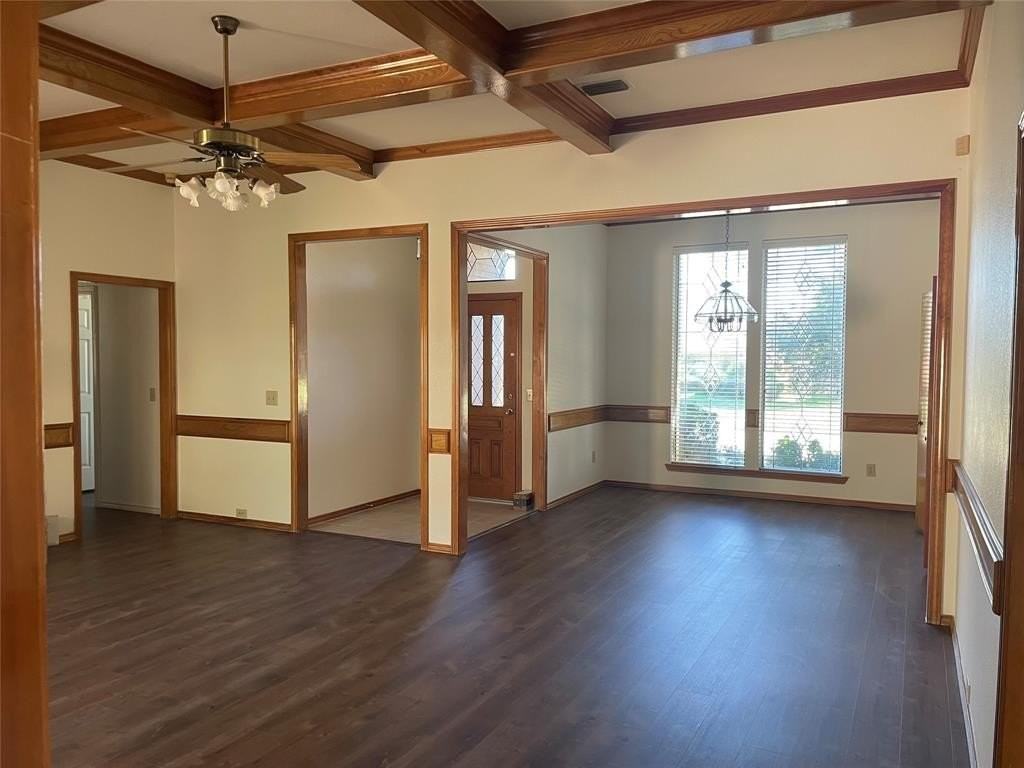 6705 Sweetwater Dr - Photo 5 of 23