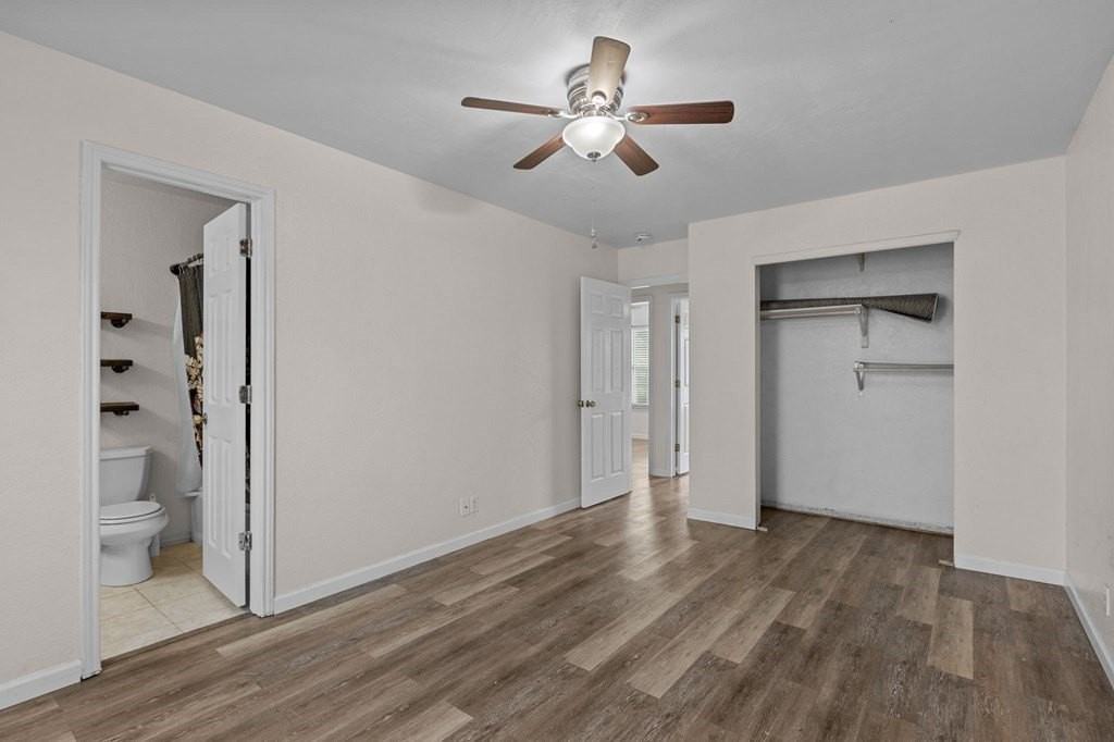 4722 W Cuthbert Ave - Photo 7 of 15