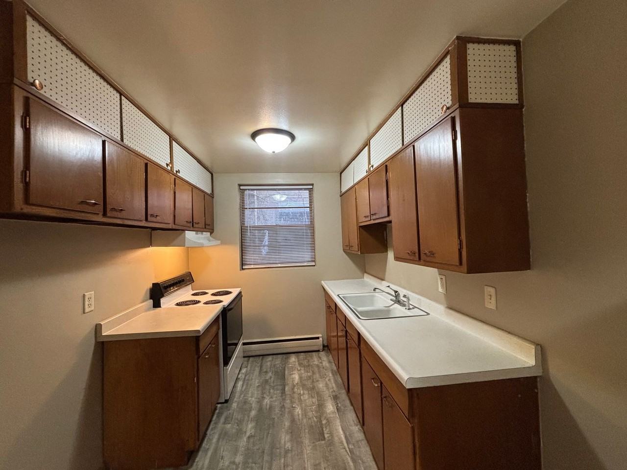 701 East 3rd St - Photo 4 of 23