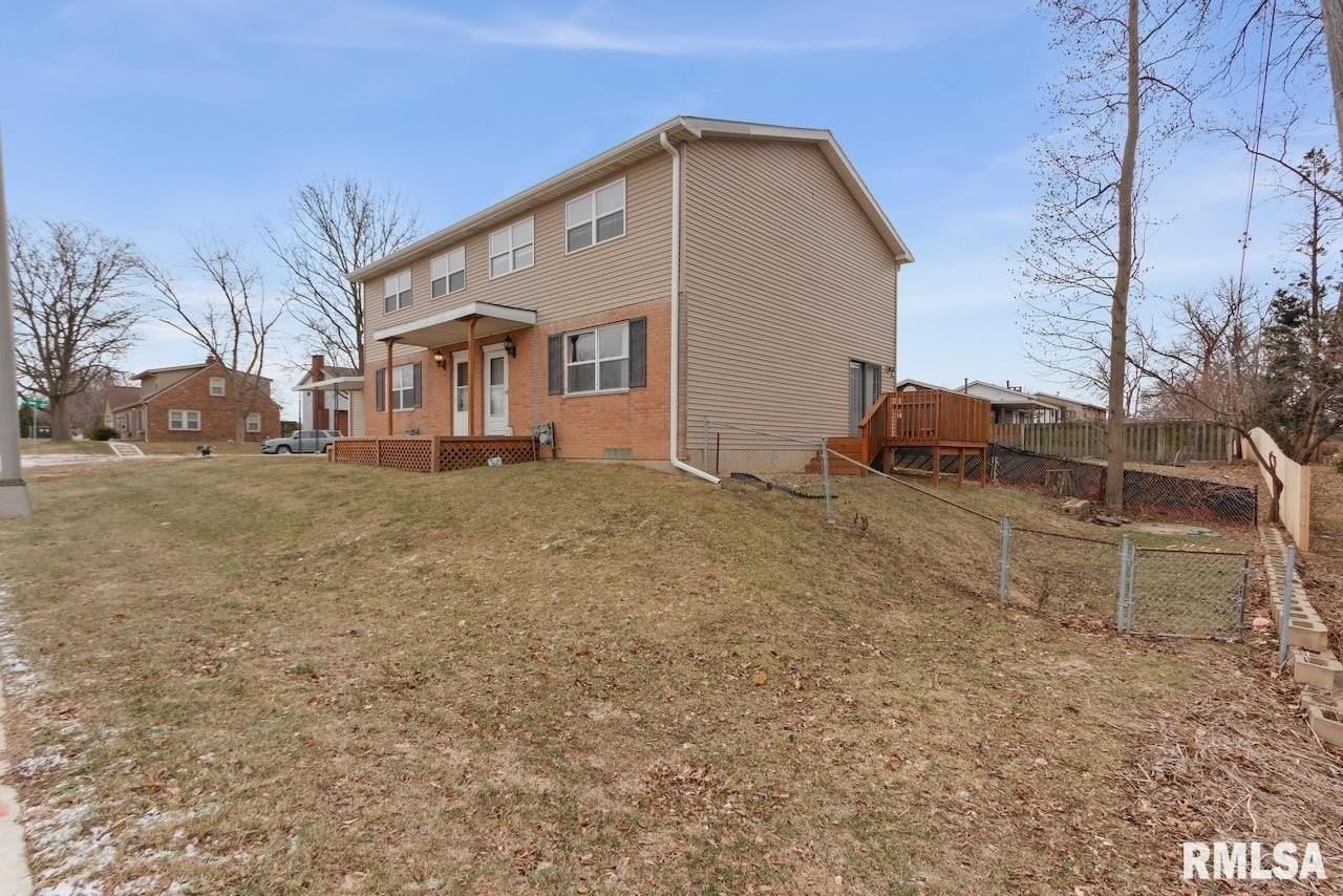 2020 W Glen Ave - Photo 2 of 20