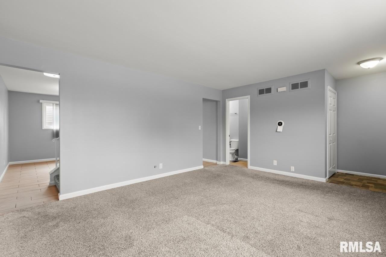 2020 W Glen Ave - Photo 5 of 20