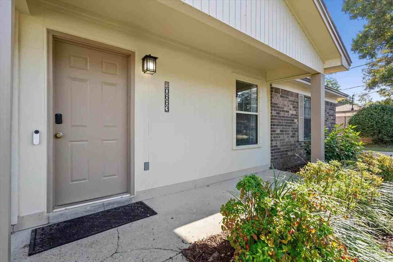 10663 Silver Creek Dr - Photo 2 of 32