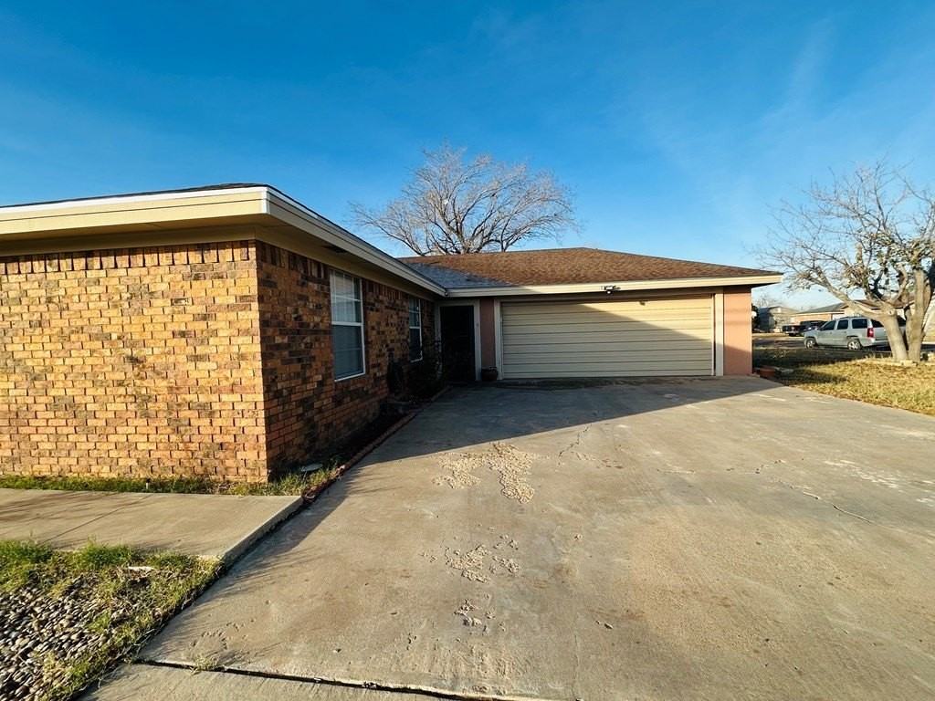 3201 Hill Ave - Photo 3 of 29