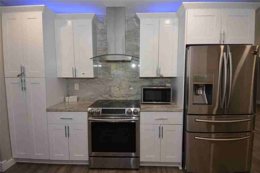 3840 N 42nd Ter - Photo 6 of 23