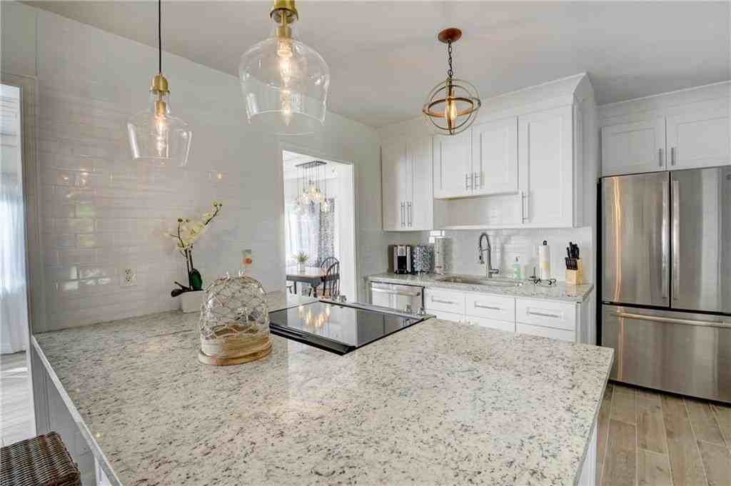 10 S Swinton Cir - Photo 7 of 42