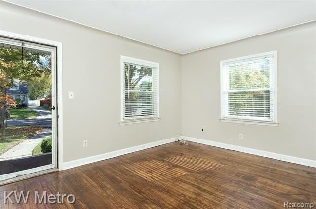 1907 N Connecticut Ave - Photo 4 of 29