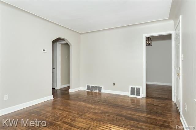 1907 N Connecticut Ave - Photo 5 of 29