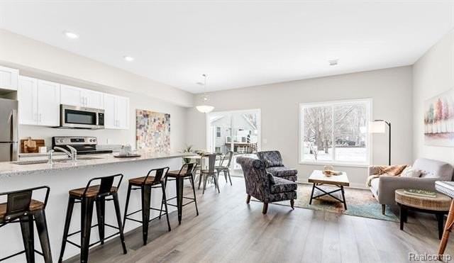 13614 Signature Dr - Photo 4 of 17