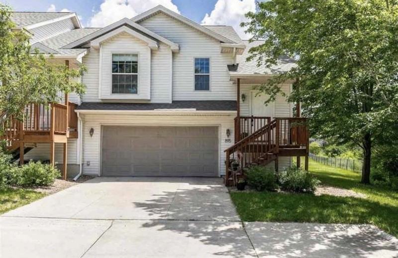 895 Karisa Ln - Photo 3 of 28