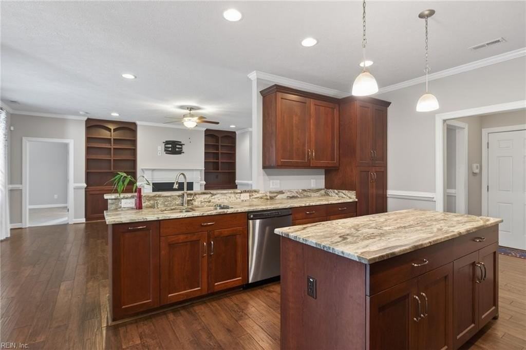 110 Tulipwood Turn - Photo 2 of 46