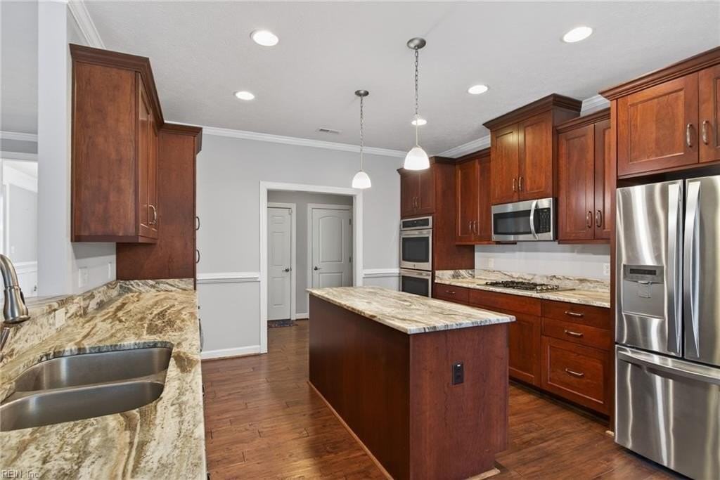 110 Tulipwood Turn - Photo 3 of 46