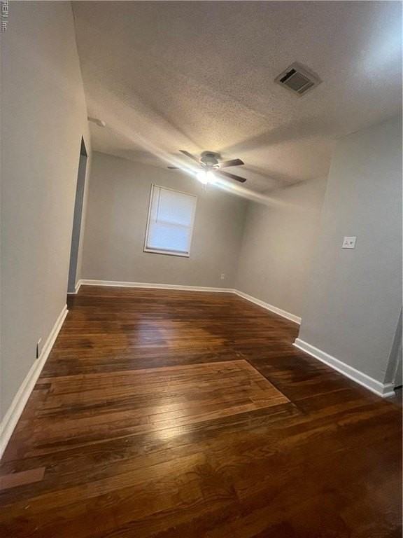 419 Winchester Dr - Photo 5 of 16