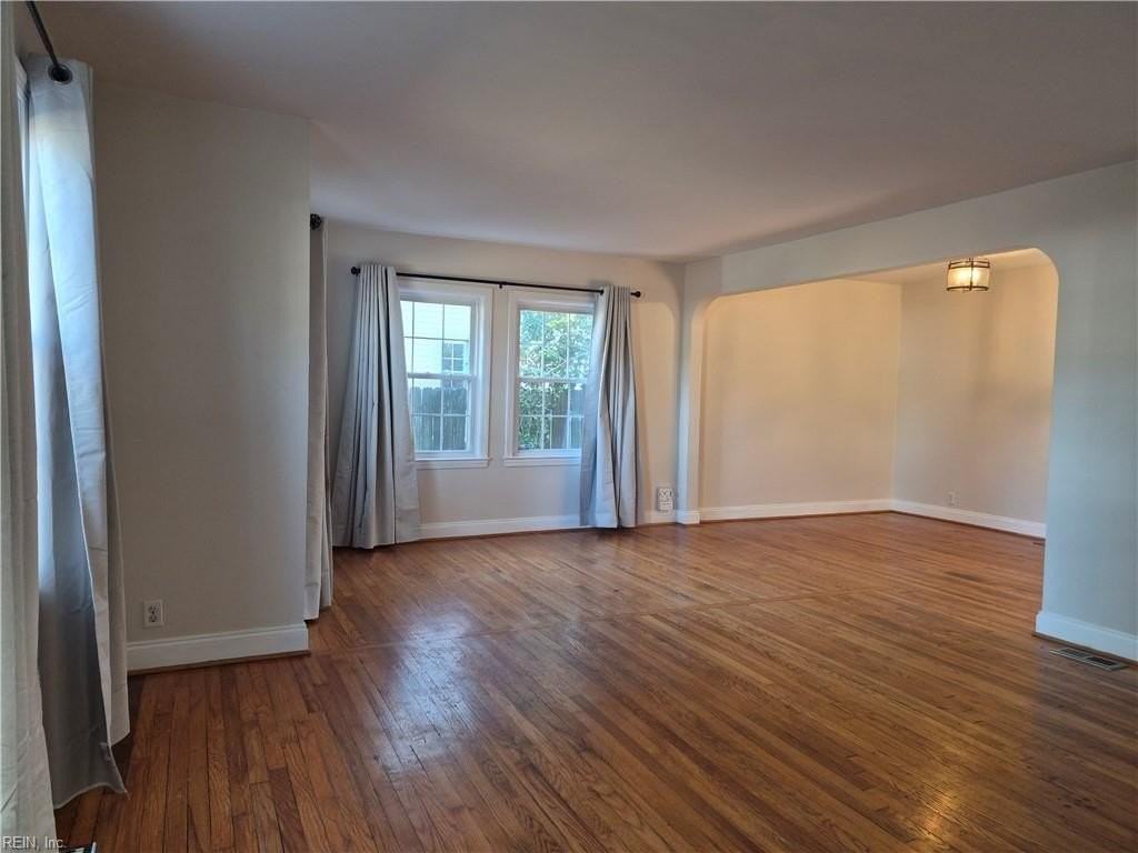 615 Maycox Ave - Photo 4 of 22