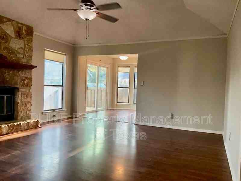 1003 Thousand Oaks Blvd - Photo 2 of 21